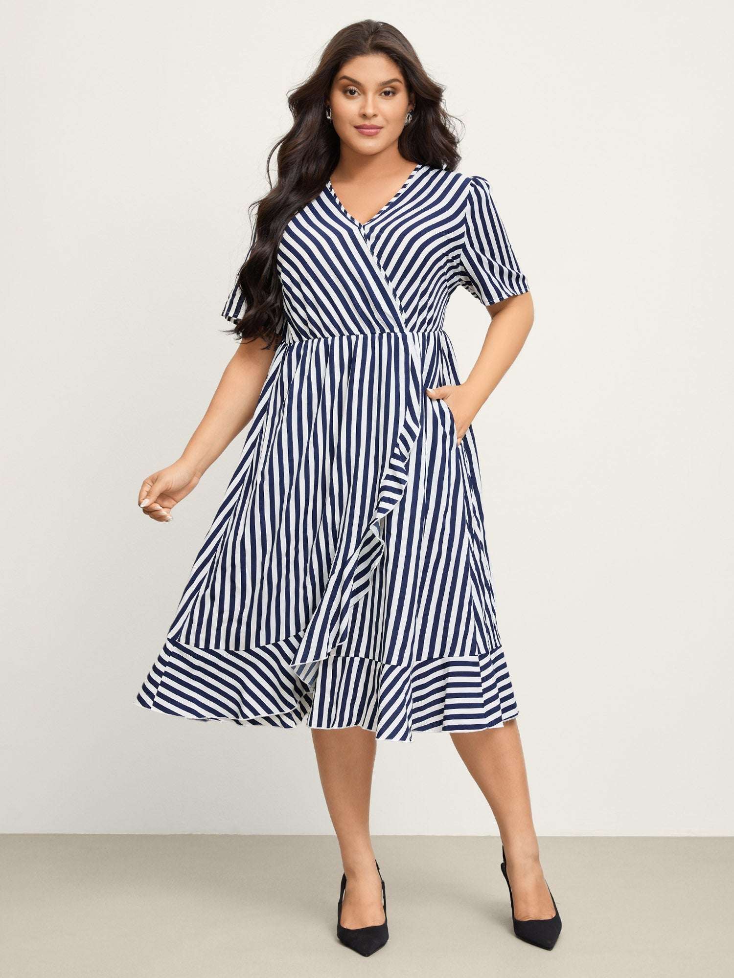 Irregular Stripes High-Waist Pockets Midi Dress