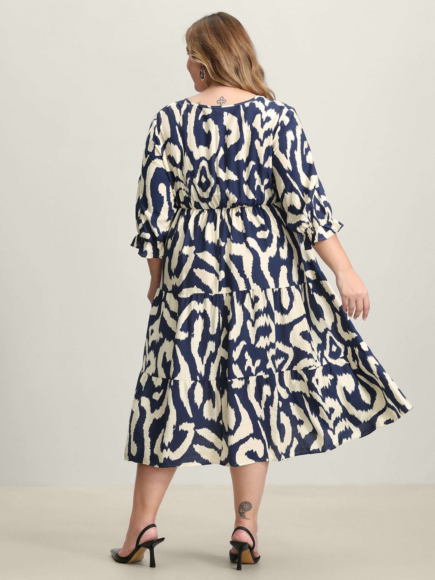 Abstract Print Cinched-Waist Maxi Dress