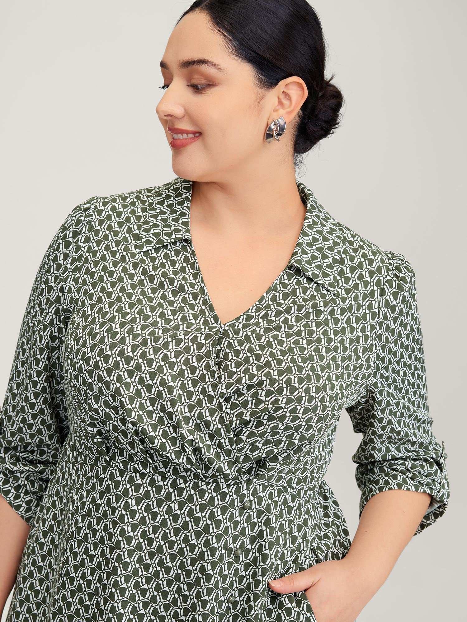 Geometric Print Split Wrap Collar Maxi Dress