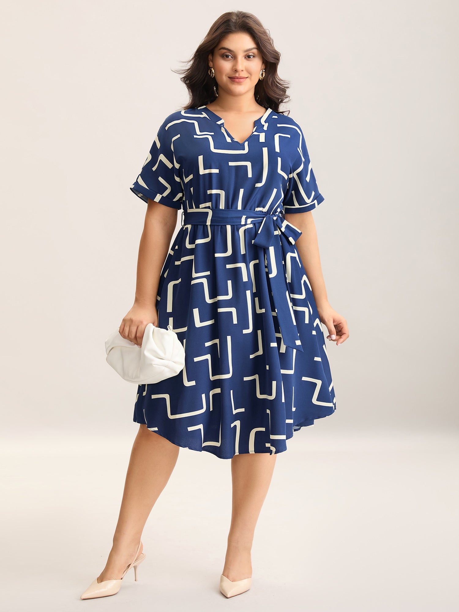Geometric Print Curved Hem Midi Dress