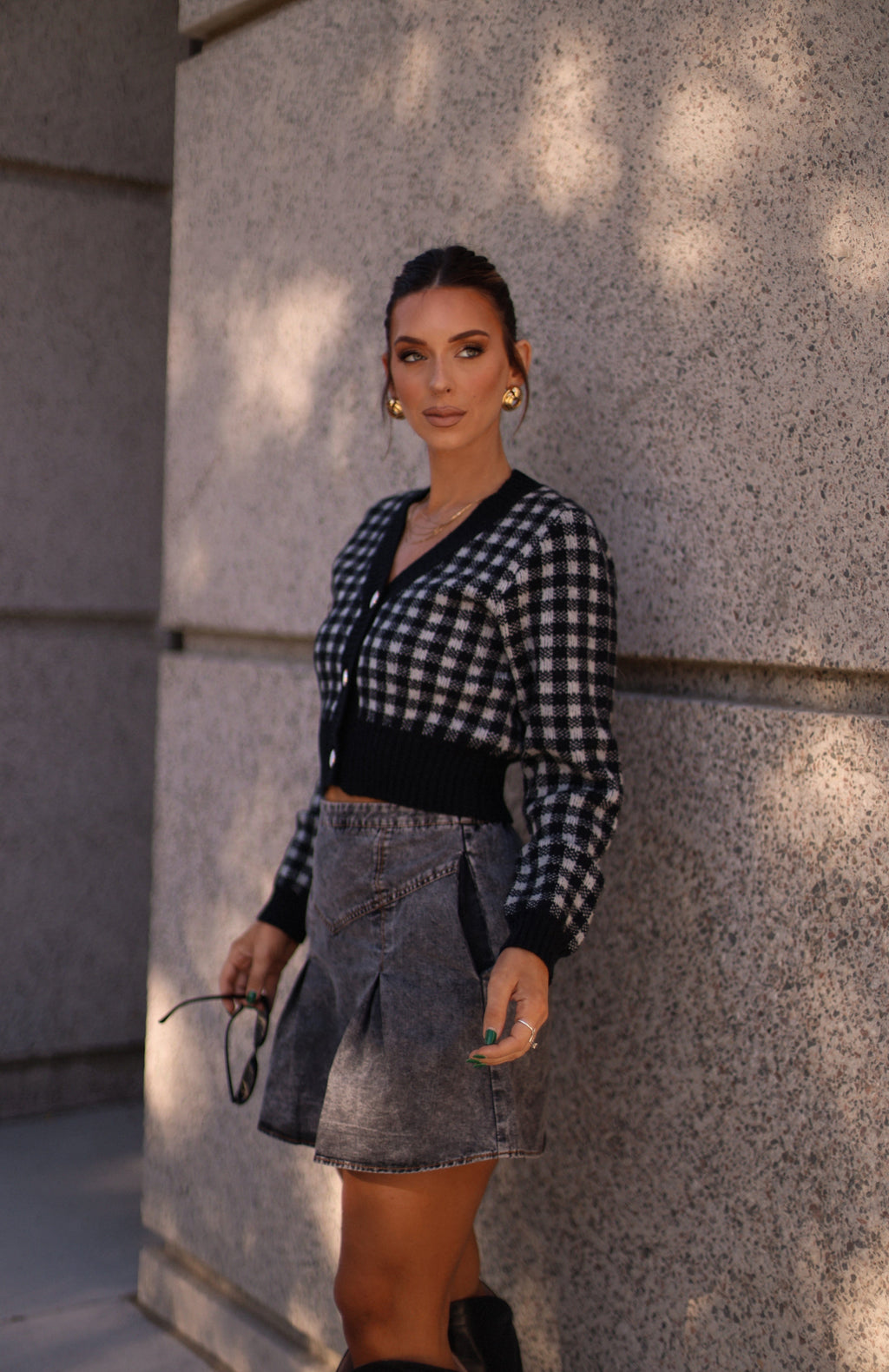 Fashionable Plaid Cardigan