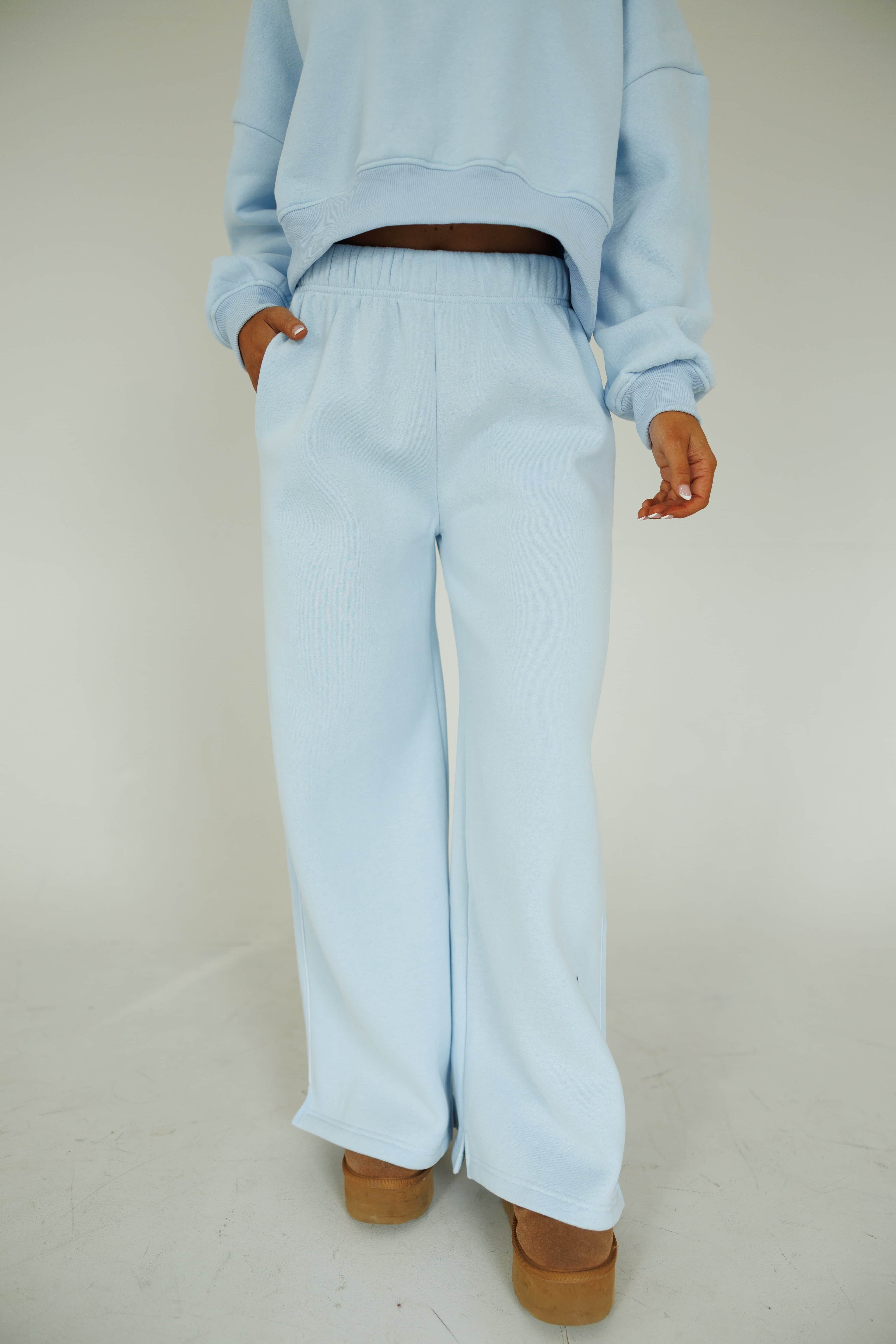 Cozy Cloud Wide Leg Sweatpants***